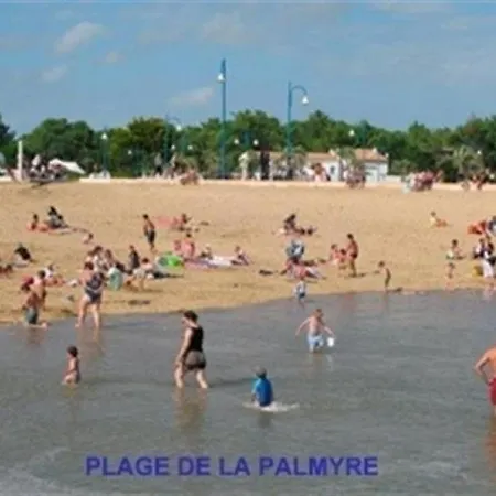 House La Palmyre Maison Mitoyenne Piscine Proximite Commerces Plages Et Foret Par Pistes Cyclables
